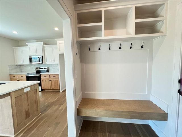 28510 W 161st Street, Gardner, KS 66030