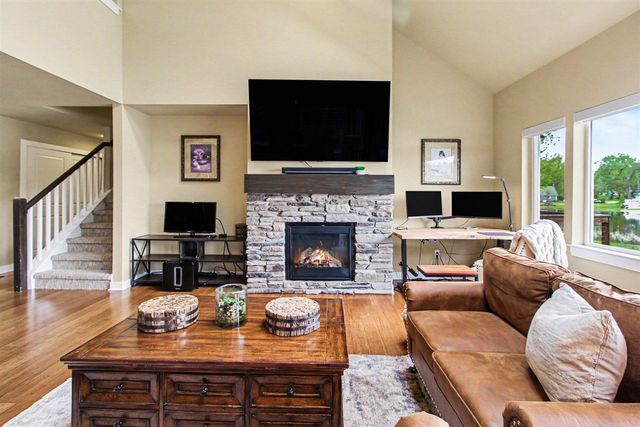 8036 Park Road, Whitmore Lake, MI 48189