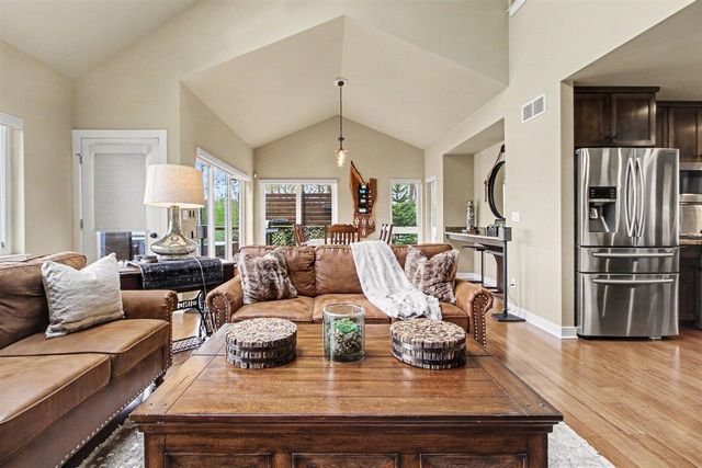 8036 Park Road, Whitmore Lake, MI 48189