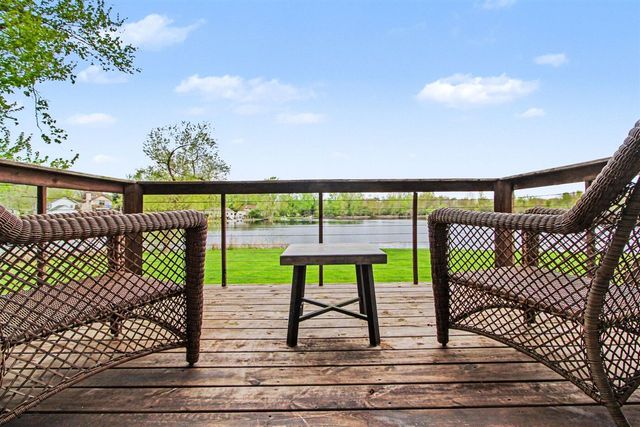 8036 Park Road, Whitmore Lake, MI 48189