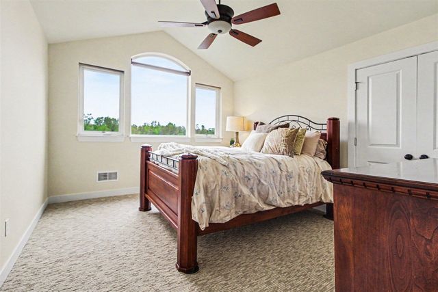 8036 Park Road, Whitmore Lake, MI 48189