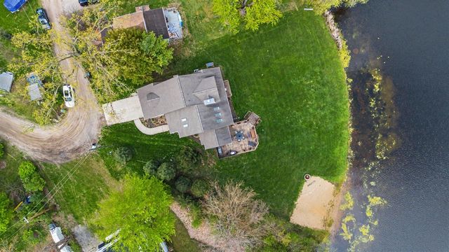 8036 Park Road, Whitmore Lake, MI 48189