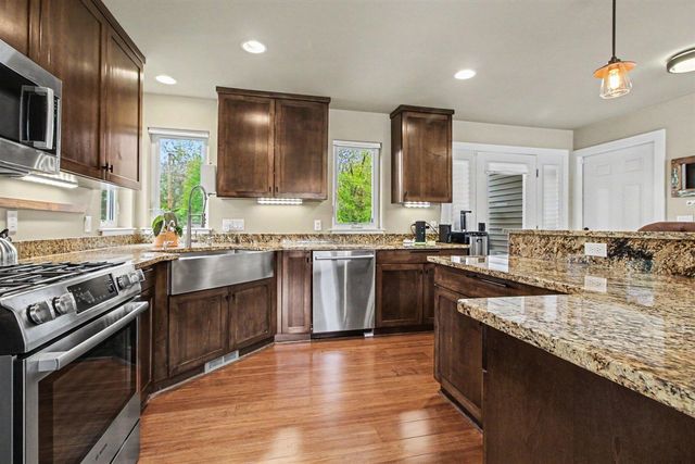 8036 Park Road, Whitmore Lake, MI 48189