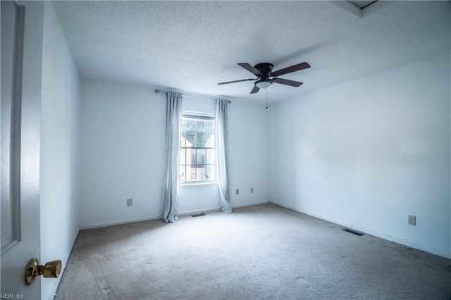 195 Old Bridge RD, Newport News, VA 23608