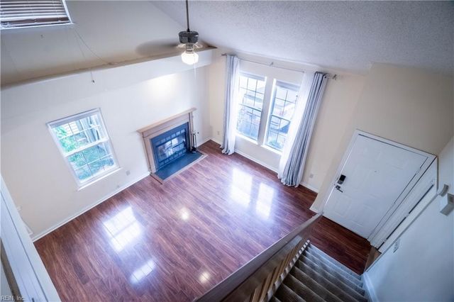 195 Old Bridge RD, Newport News, VA 23608