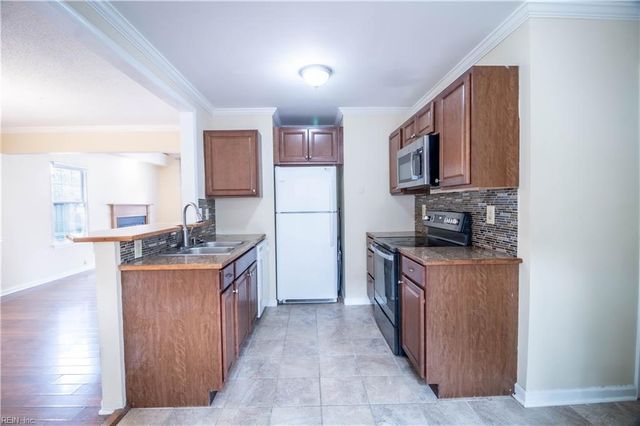 195 Old Bridge RD, Newport News, VA 23608
