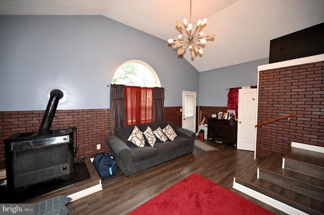 7435 PORT TOBACCO RD, Welcome, MD 20693