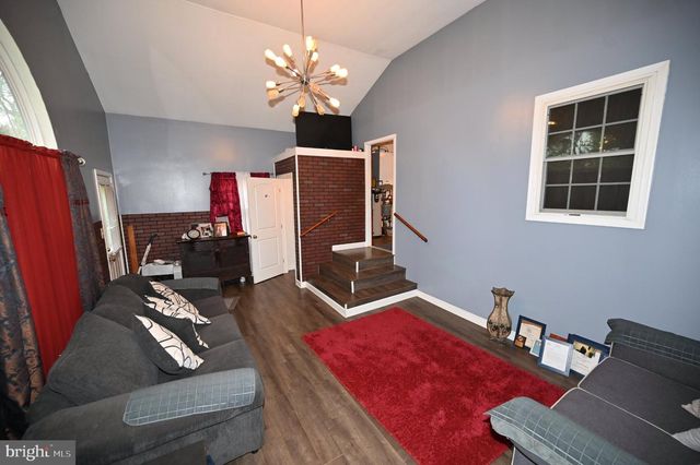 7435 PORT TOBACCO RD, Welcome, MD 20693