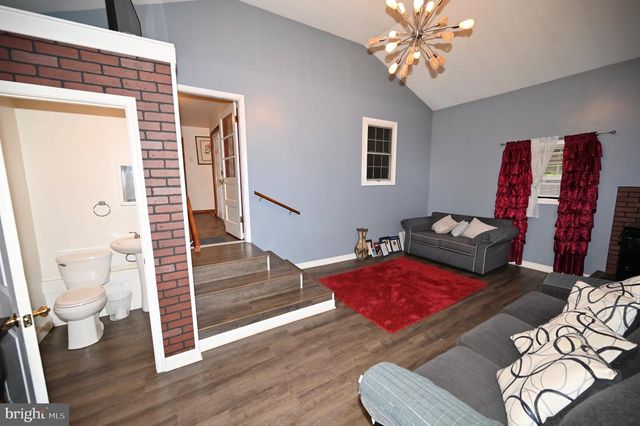 7435 PORT TOBACCO RD, Welcome, MD 20693