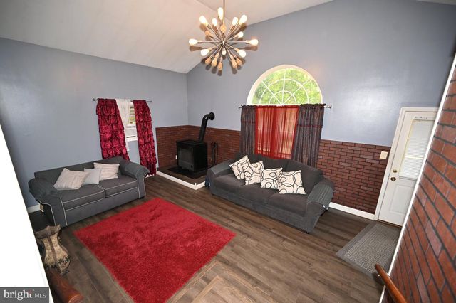 7435 PORT TOBACCO RD, Welcome, MD 20693