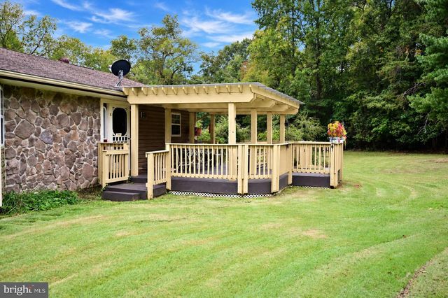 7435 PORT TOBACCO RD, Welcome, MD 20693