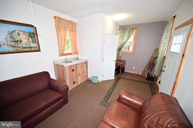 7435 PORT TOBACCO RD, Welcome, MD 20693