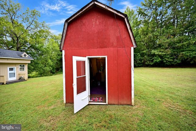 7435 PORT TOBACCO RD, Welcome, MD 20693