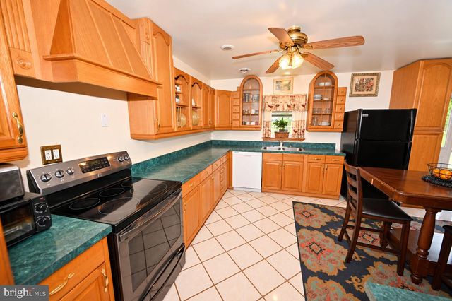 7435 PORT TOBACCO RD, Welcome, MD 20693