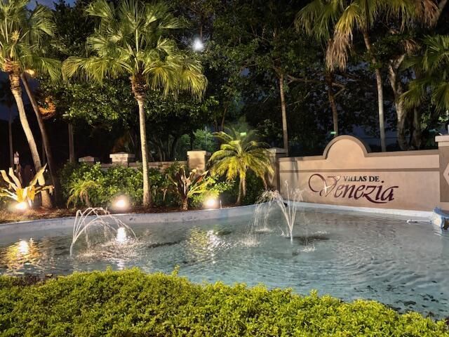 9959 Nob Hill Place, Sunrise, FL 33351