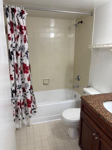 9959 Nob Hill Place, Sunrise, FL 33351