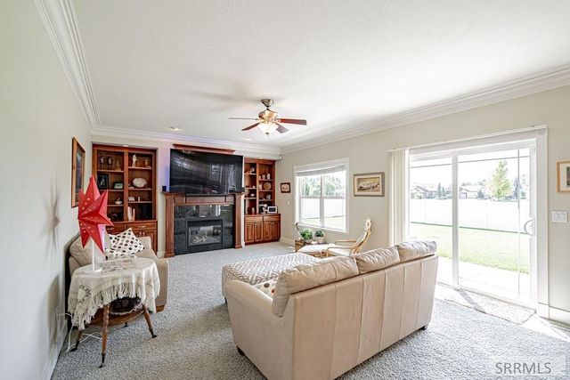 2094 Autumn Lane, Idaho Falls, ID 83404