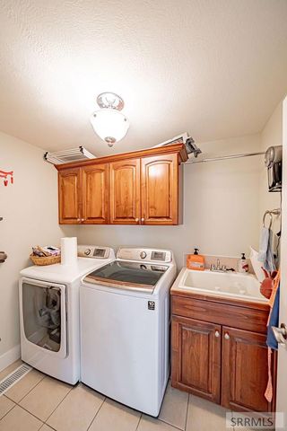2094 Autumn Lane, Idaho Falls, ID 83404