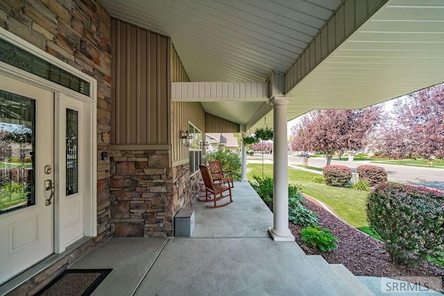 2094 Autumn Lane, Idaho Falls, ID 83404