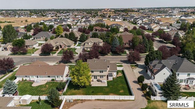 2094 Autumn Lane, Idaho Falls, ID 83404
