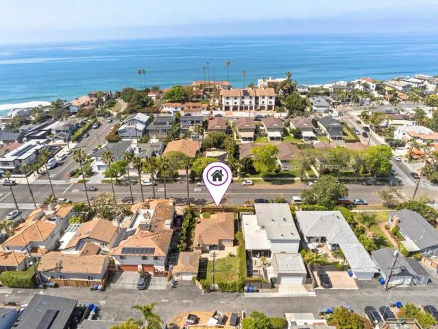 135 4th Street, Encinitas, CA 92024