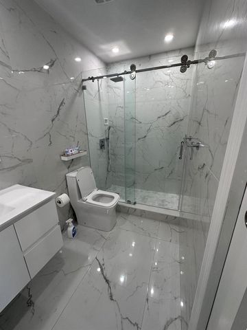 300 E 4th Street 103, Hialeah, FL 33010