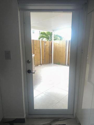 300 E 4th Street 103, Hialeah, FL 33010