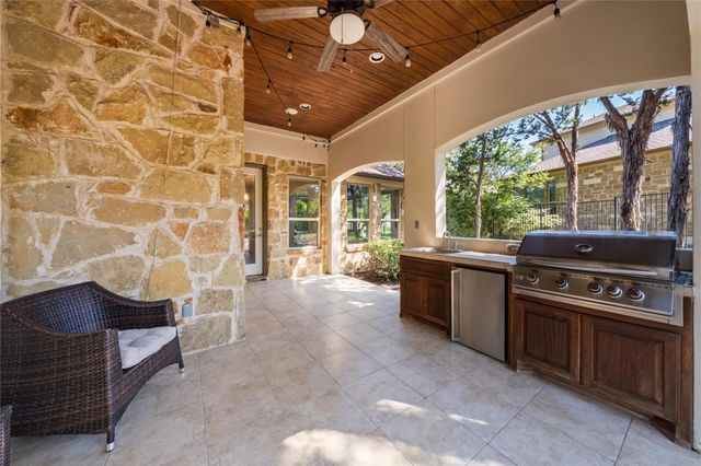 108 Kildrummy LN, Lakeway, TX 78738