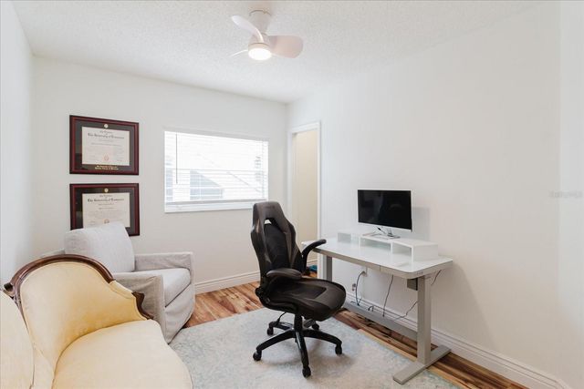 208 ST IVES DR, Palm Harbor, FL 34684