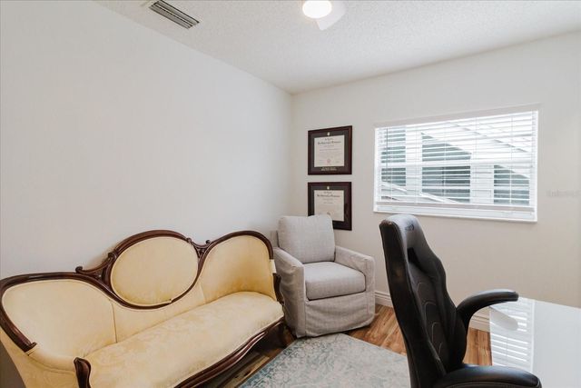 208 ST IVES DR, Palm Harbor, FL 34684