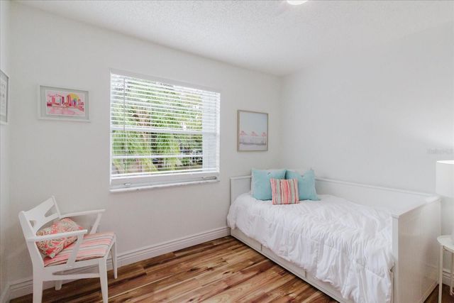 208 ST IVES DR, Palm Harbor, FL 34684