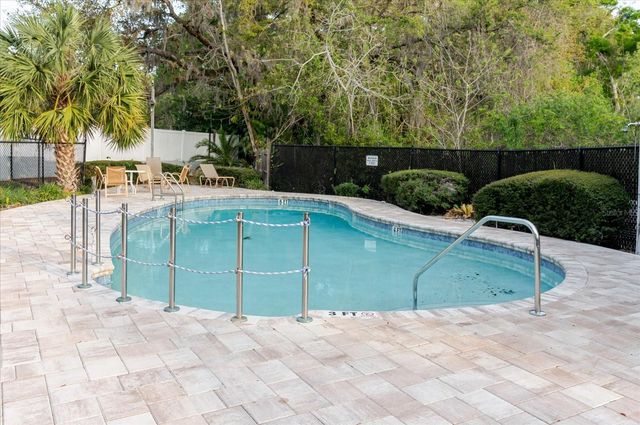 208 ST IVES DR, Palm Harbor, FL 34684