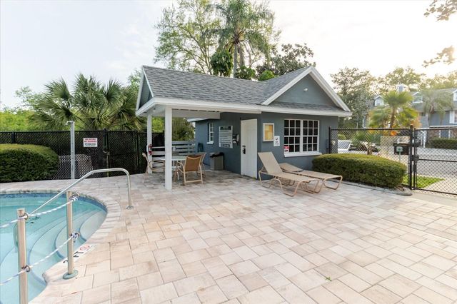 208 ST IVES DR, Palm Harbor, FL 34684