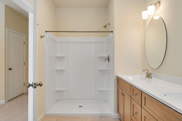 15 Dogwood Circle 15L Gray, Milton, VT 05468