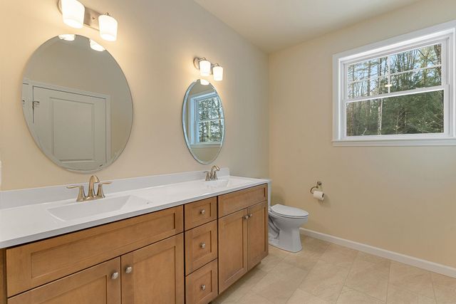 15 Dogwood Circle 15L Gray, Milton, VT 05468