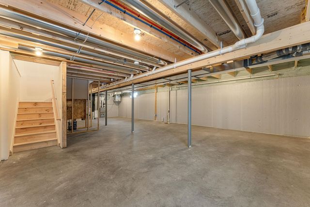 15 Dogwood Circle 15L Gray, Milton, VT 05468