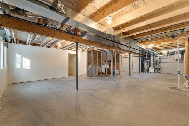 15 Dogwood Circle 15L Gray, Milton, VT 05468