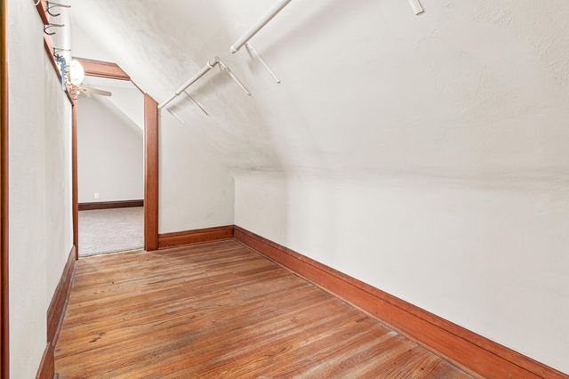 855 Juno Avenue, Saint Paul, MN 55102