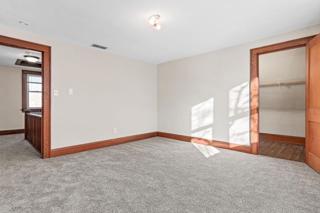 855 Juno Avenue, Saint Paul, MN 55102