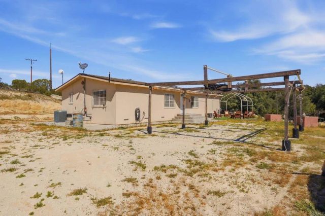 1176 Tierra Del Sol Road, Boulevard, CA 91905