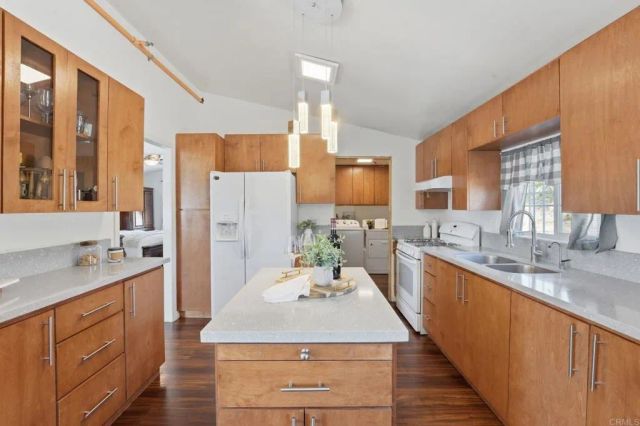 1176 Tierra Del Sol Road, Boulevard, CA 91905