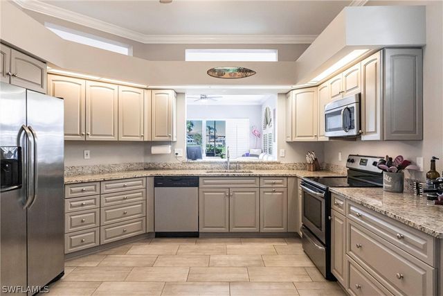 11384 Quail Village WAY 202, Naples, FL 34119