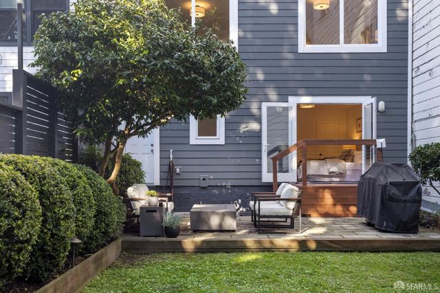 1141 Fell Street, San Francisco, CA 94117