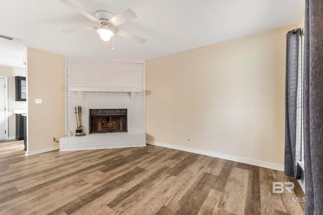 101 Buena Vista Circle South, Daphne, AL 36526