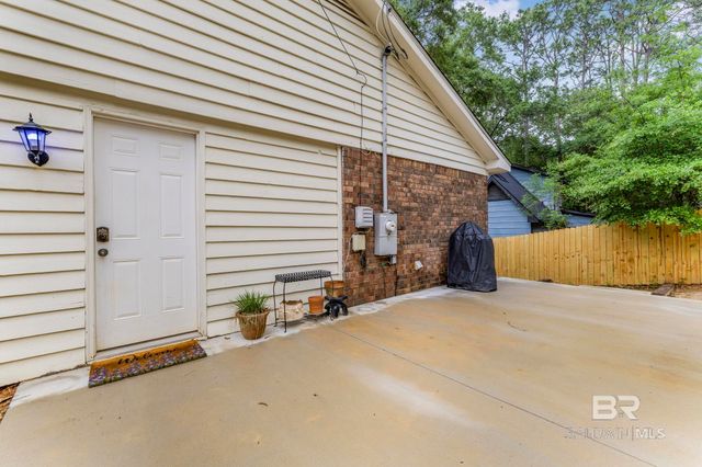 101 Buena Vista Circle South, Daphne, AL 36526