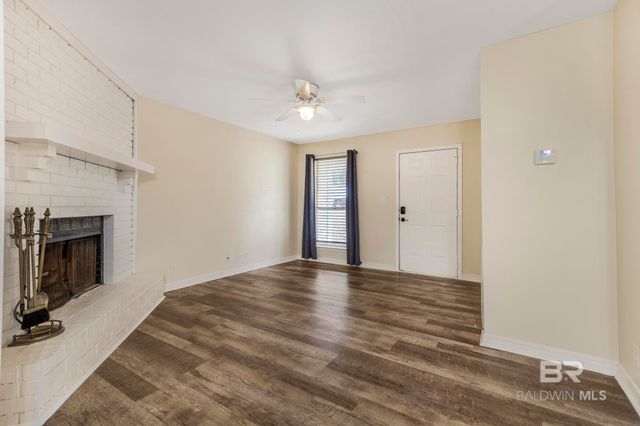101 Buena Vista Circle South, Daphne, AL 36526
