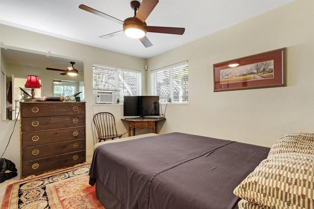 500 NE 14TH Street, Fort Lauderdale, FL 33304