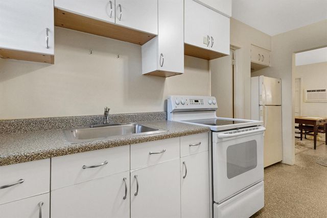 500 NE 14TH Street, Fort Lauderdale, FL 33304