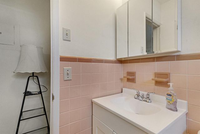 500 NE 14TH Street, Fort Lauderdale, FL 33304