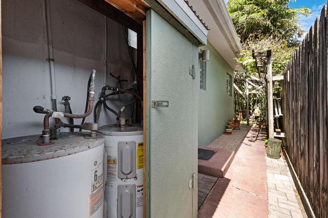 500 NE 14TH Street, Fort Lauderdale, FL 33304